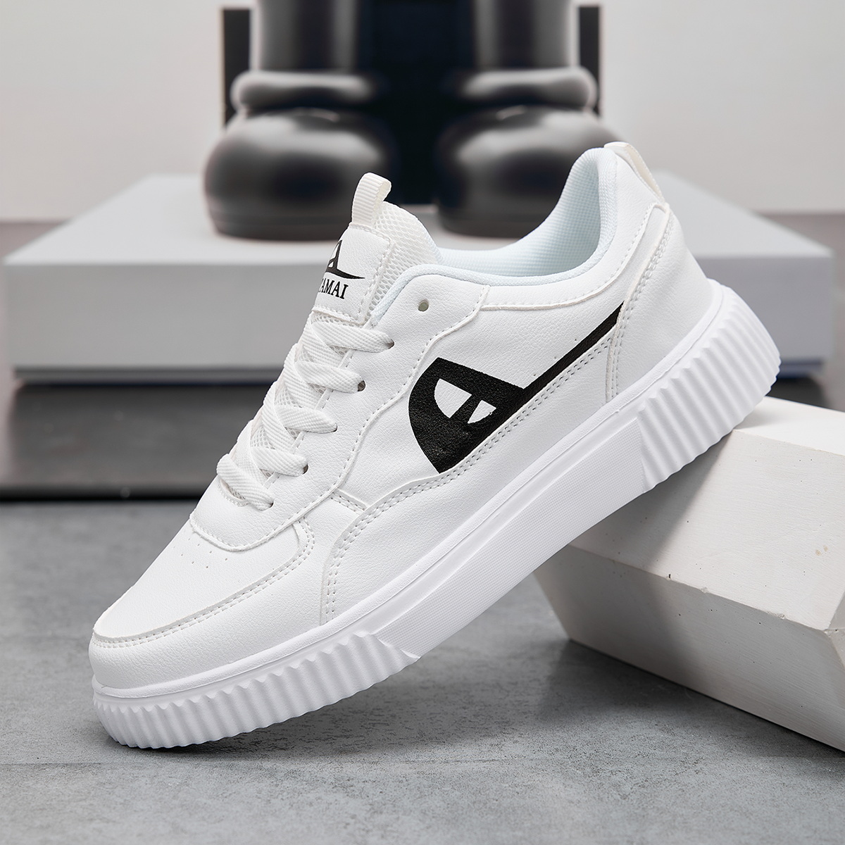 รองเท้าผู้หญิงรองเท้าสเก็ตบอร์ - Skateboard บทวิจารณ์และราคา